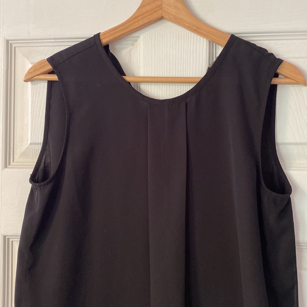 Vince Camuto - black blouse with drape detail - size petite medium
